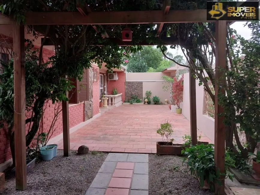 Foto 4 de Casa com 2 quartos à venda, 190m2 em Laranjal, Pelotas - RS