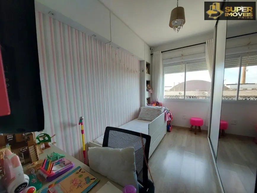 Foto 4 de Apartamento com 2 quartos à venda, 75m2 em Três Vendas, Pelotas - RS