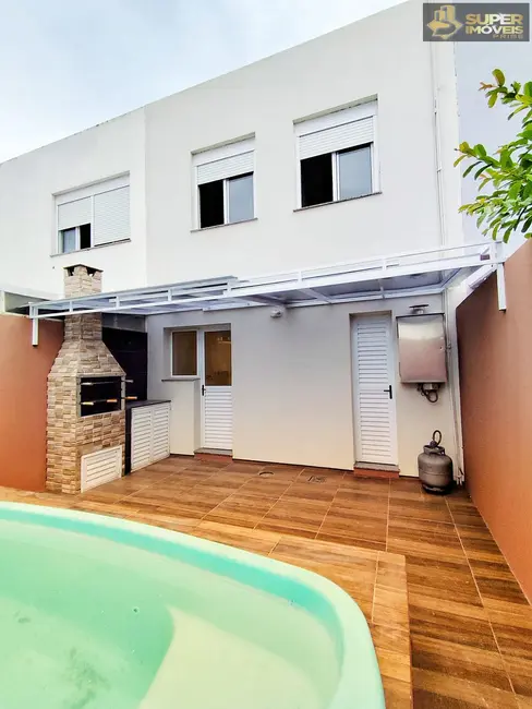 Foto 1 de Casa com 3 quartos à venda, 98m2 em Laranjal, Pelotas - RS