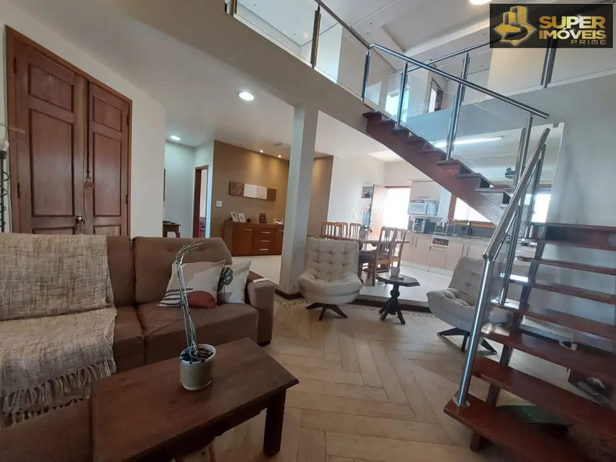 Foto 8 de Casa com 4 quartos à venda, 202m2 em Três Vendas, Pelotas - RS