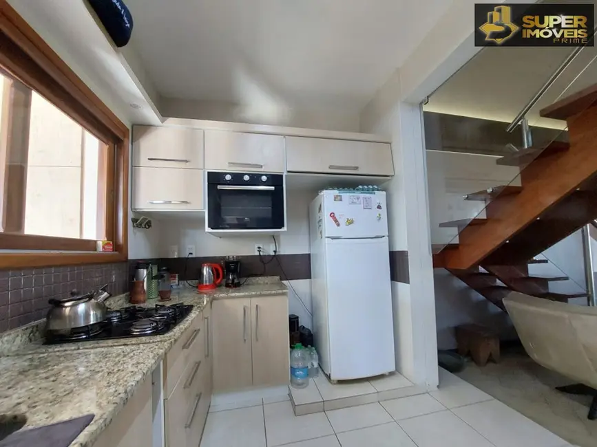 Foto 5 de Casa com 4 quartos à venda, 202m2 em Três Vendas, Pelotas - RS