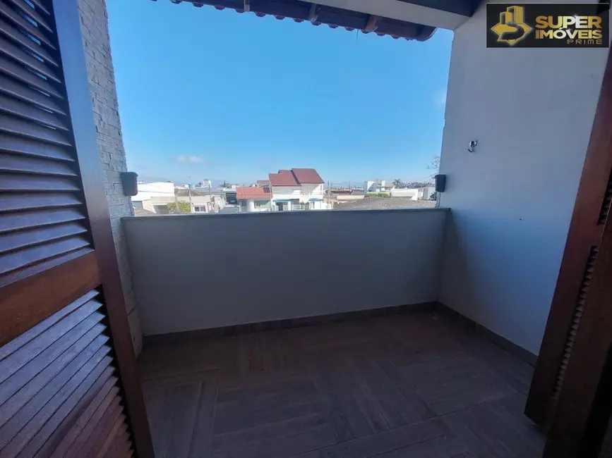 Foto 9 de Casa com 4 quartos à venda, 202m2 em Três Vendas, Pelotas - RS