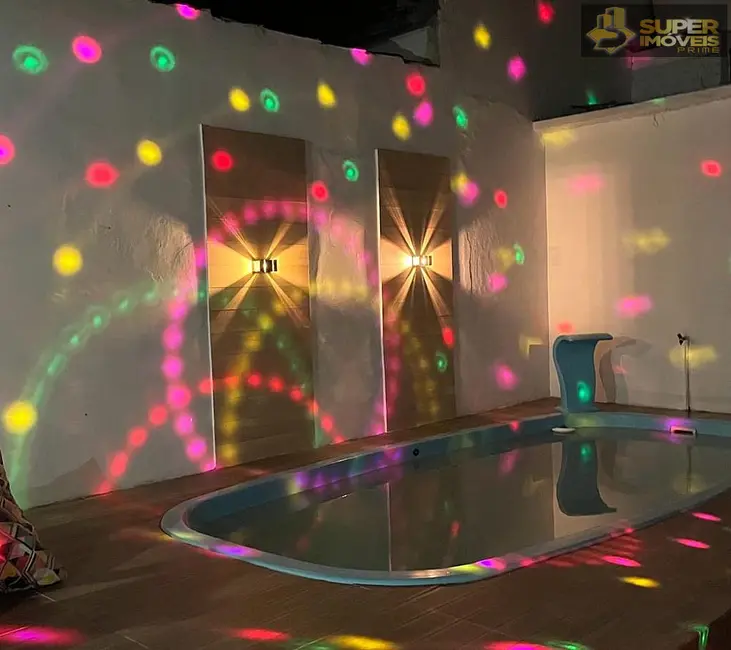 Casa com 3 quartos à venda, 216m2 em Centro, Pelotas - RS - imagem 4 Foto 4 de Casa com 3 quartos à venda, 216m2 em Centro, Pelotas - RS