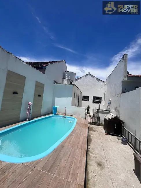 Casa com 3 quartos à venda, 216m2 em Centro, Pelotas - RS - imagem 5 Foto 5 de Casa com 3 quartos à venda, 216m2 em Centro, Pelotas - RS