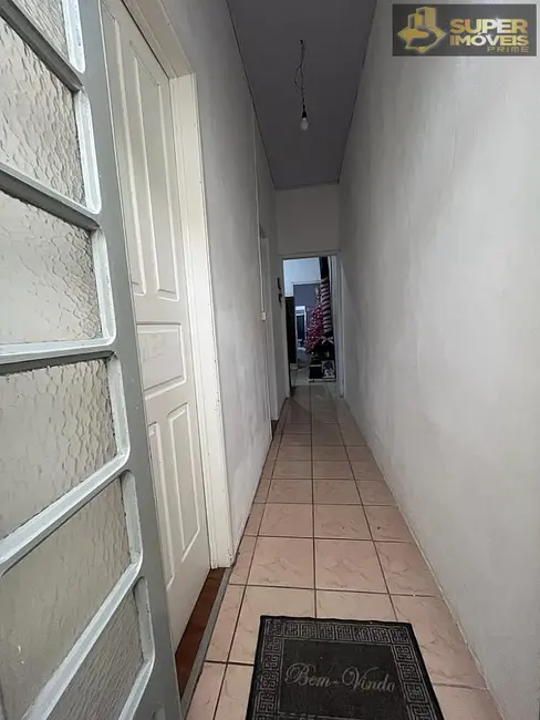 Casa com 3 quartos à venda, 216m2 em Centro, Pelotas - RS - imagem 8 Foto 8 de Casa com 3 quartos à venda, 216m2 em Centro, Pelotas - RS