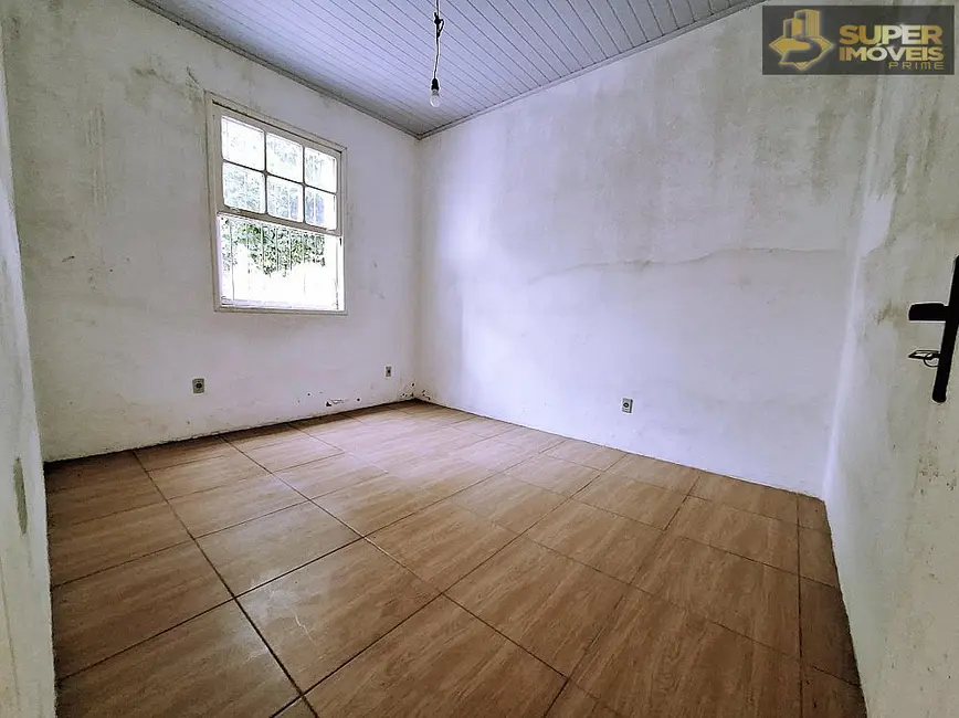 Casa com 2 quartos à venda, 63m2 em Centro, Pelotas - RS - imagem 5 Foto 5 de Casa com 2 quartos à venda, 63m2 em Centro, Pelotas - RS