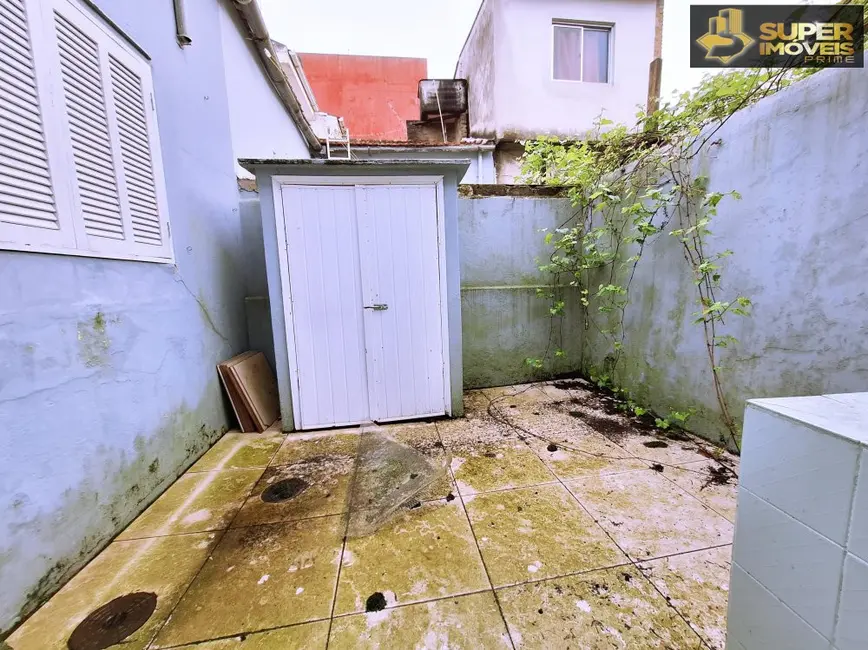 Foto 9 de Casa com 2 quartos à venda, 63m2 em Centro, Pelotas - RS