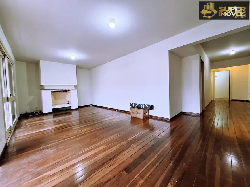 Foto 2 de Apartamento com 4 quartos para alugar, 182m2 em Centro, Pelotas - RS