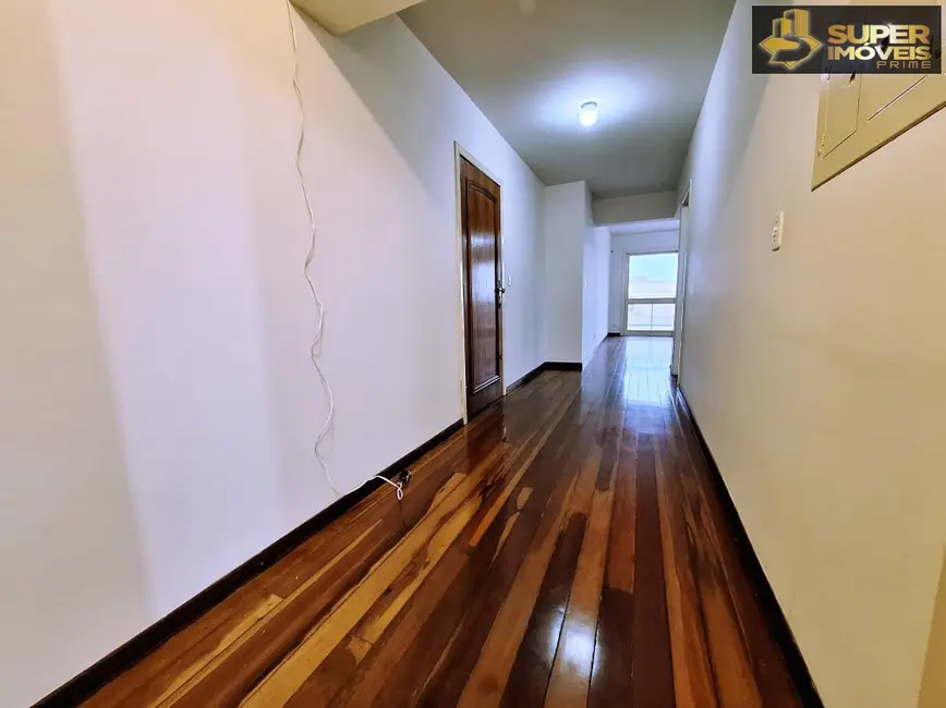 Apartamento com 4 quartos para alugar, 182m2 em Centro, Pelotas - RS - imagem 3 Foto 3 de Apartamento com 4 quartos para alugar, 182m2 em Centro, Pelotas - RS