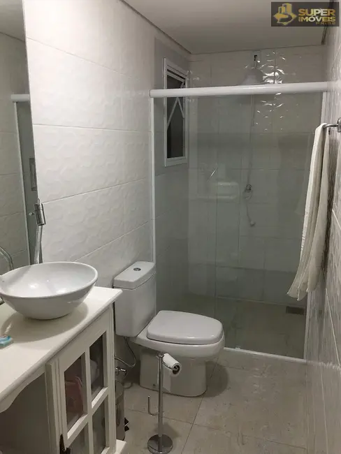 Casa com 3 quartos à venda, 165m2 em Três Vendas, Pelotas - RS - imagem 8 Foto 8 de Casa com 3 quartos à venda, 165m2 em Três Vendas, Pelotas - RS