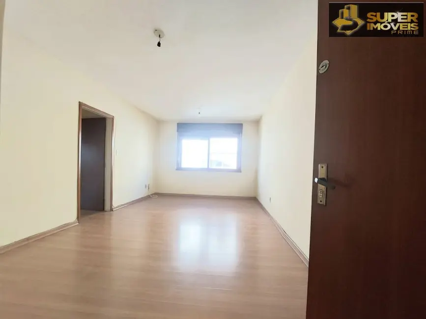 Apartamento com 4 quartos para alugar, 125m2 em Centro, Pelotas - RS - imagem 6 Foto 6 de Apartamento com 4 quartos para alugar, 125m2 em Centro, Pelotas - RS