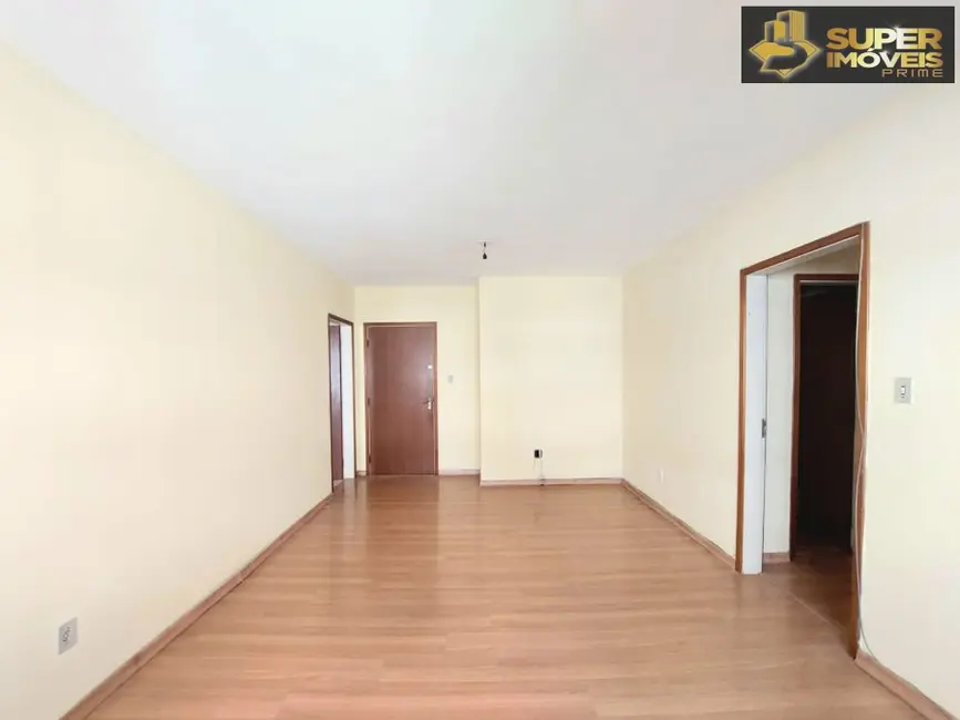 Apartamento com 4 quartos para alugar, 125m2 em Centro, Pelotas - RS - imagem 4 Foto 4 de Apartamento com 4 quartos para alugar, 125m2 em Centro, Pelotas - RS