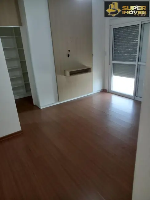 Foto 9 de Casa com 3 quartos à venda, 378m2 em Laranjal, Pelotas - RS