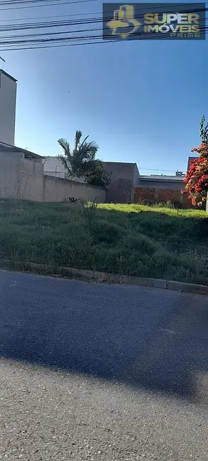 Foto 2 de Terreno / Lote à venda, 250m2 em Laranjal, Pelotas - RS