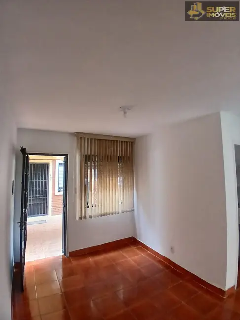Foto 3 de Apartamento com 2 quartos para alugar, 42m2 em São Gonçalo, Pelotas - RS