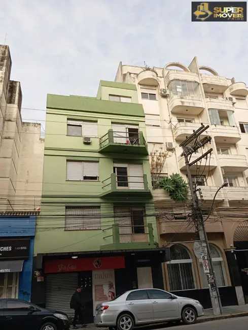 Foto 1 de Apartamento com 1 quarto para alugar, 49m2 em Centro, Pelotas - RS