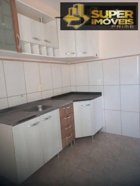 Apartamento com 2 quartos à venda, 45m2 em Centro, Pelotas - RS - imagem 2 Foto 2 de Apartamento com 2 quartos à venda, 45m2 em Centro, Pelotas - RS