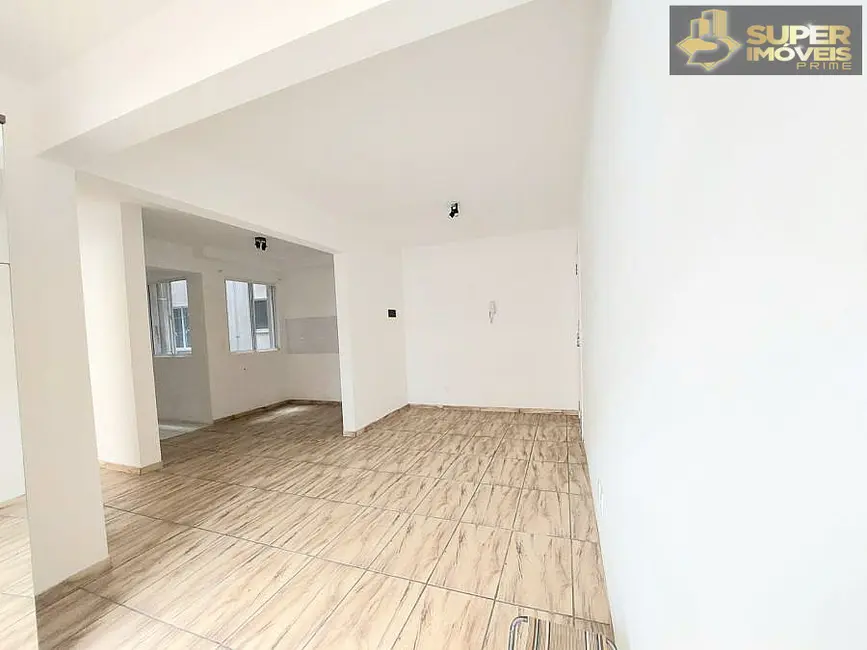 Foto 2 de Apartamento com 2 quartos à venda, 52m2 em Centro, Pelotas - RS