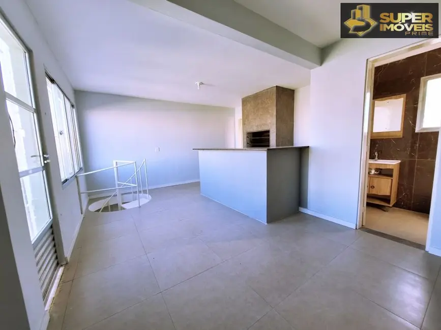 Cobertura com 3 quartos para alugar, 126m2 em Centro, Pelotas - RS - imagem 7 Foto 7 de Cobertura com 3 quartos para alugar, 126m2 em Centro, Pelotas - RS