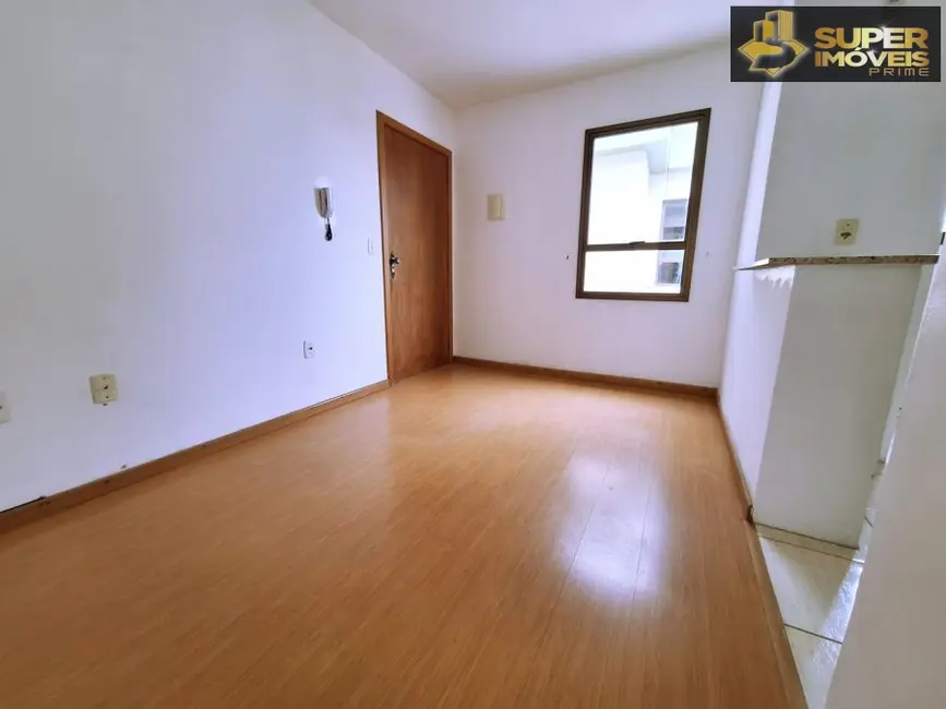 Foto 2 de Apartamento com 1 quarto à venda, 35m2 em Centro, Pelotas - RS