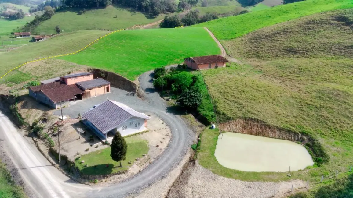 Foto 1 de Chácara com 3 quartos à venda, 230000m2 em Agrolandia - SC