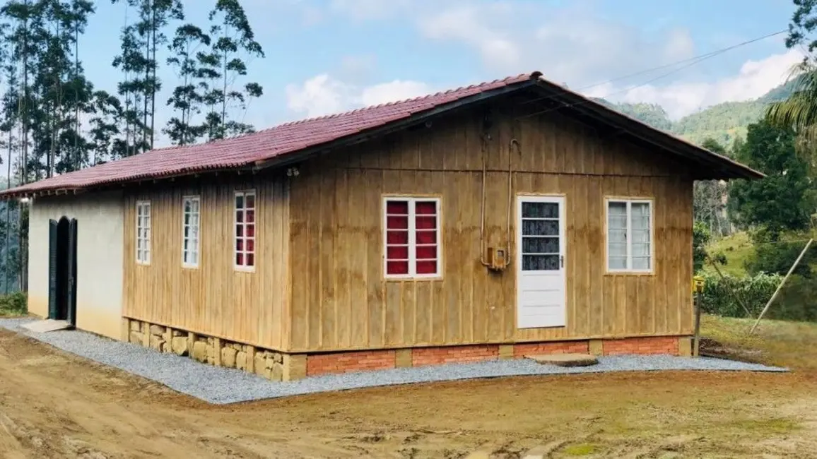 Chácara com 4 quartos à venda, 20000m2 em Presidente Nereu - SC - imagem 8 Foto 8 de Chácara com 4 quartos à venda, 20000m2 em Presidente Nereu - SC