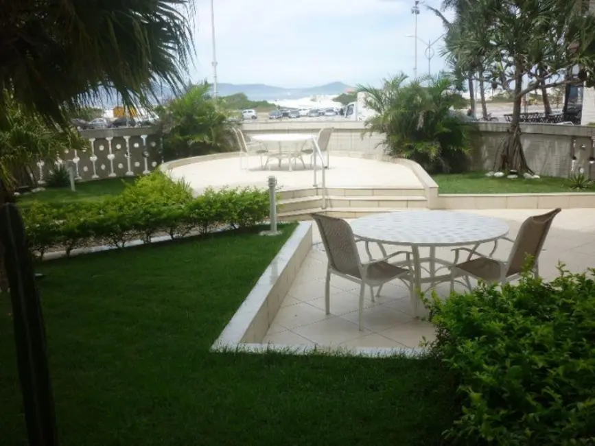 Foto 5 de Apartamento com 3 quartos à venda, 120m2 em Algodoal, Cabo Frio - RJ