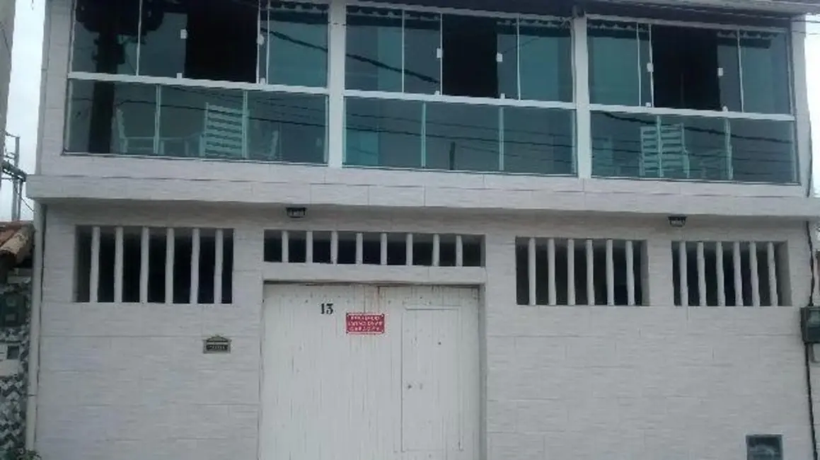 Foto 1 de Casa com 4 quartos à venda, 200m2 em Foguete, Cabo Frio - RJ