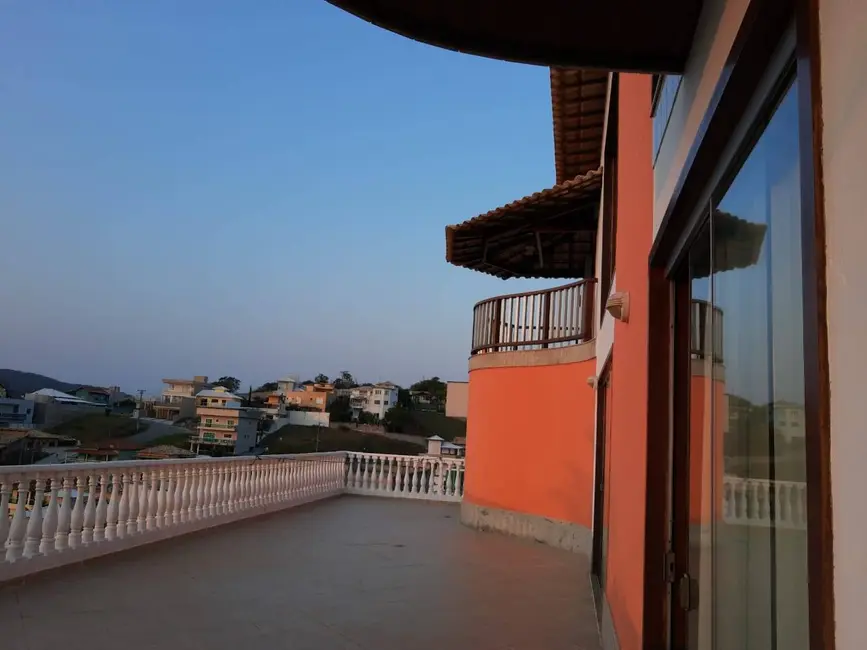 Foto 4 de Casa de Condomínio com 3 quartos à venda, 230m2 em Cabo Frio - RJ