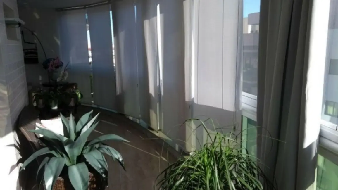 Cobertura com 3 quartos à venda, 180m2 em Centro, Cabo Frio - RJ - imagem 8 Foto 8 de Cobertura com 3 quartos à venda, 180m2 em Centro, Cabo Frio - RJ