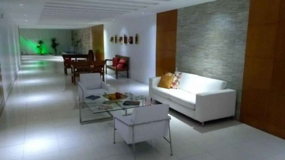 Cobertura com 3 quartos à venda, 180m2 em Centro, Cabo Frio - RJ - imagem 3 Foto 3 de Cobertura com 3 quartos à venda, 180m2 em Centro, Cabo Frio - RJ