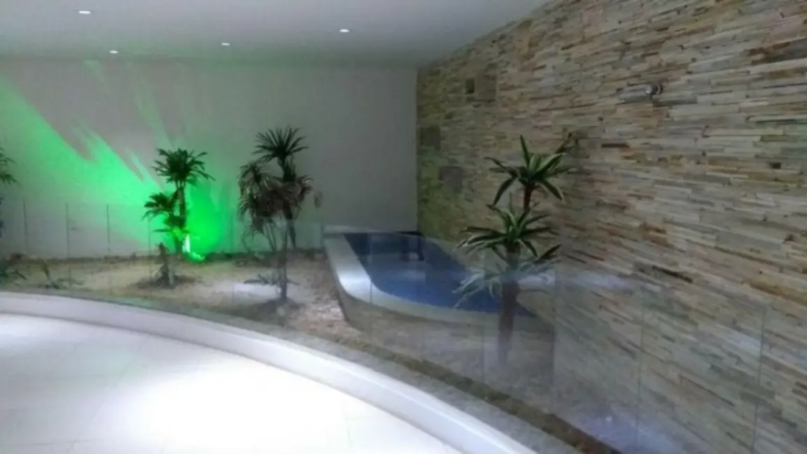 Cobertura com 3 quartos à venda, 180m2 em Centro, Cabo Frio - RJ - imagem 4 Foto 4 de Cobertura com 3 quartos à venda, 180m2 em Centro, Cabo Frio - RJ