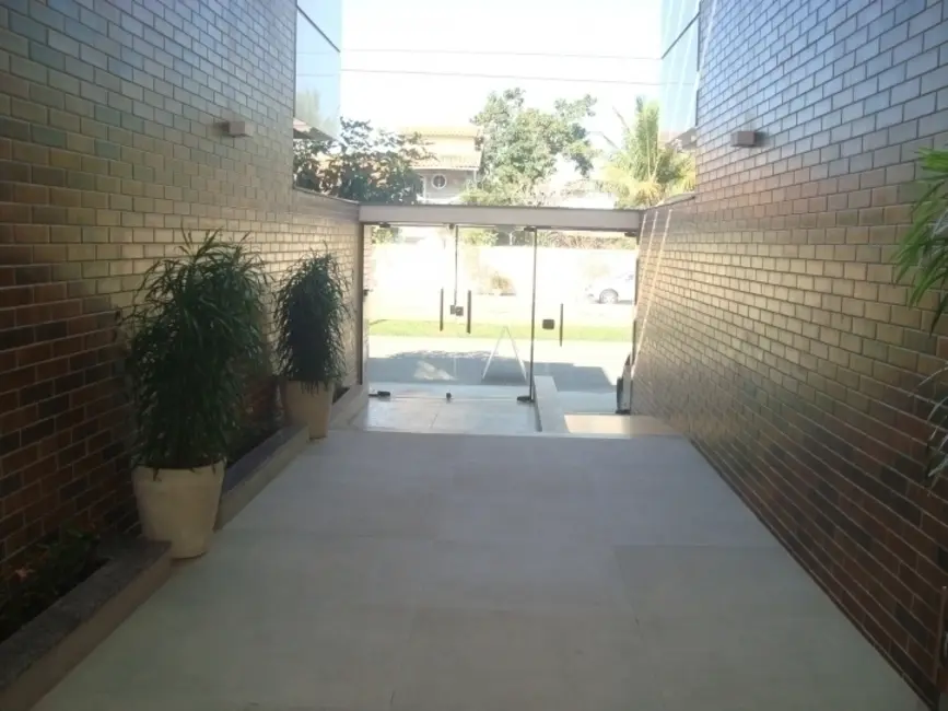 Foto 2 de Apartamento com 2 quartos à venda, 70m2 em Jardim Excelsior, Cabo Frio - RJ