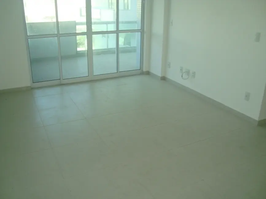 Apartamento com 2 quartos à venda, 93m2 em Centro, Cabo Frio - RJ - imagem 4 Foto 4 de Apartamento com 2 quartos à venda, 93m2 em Centro, Cabo Frio - RJ