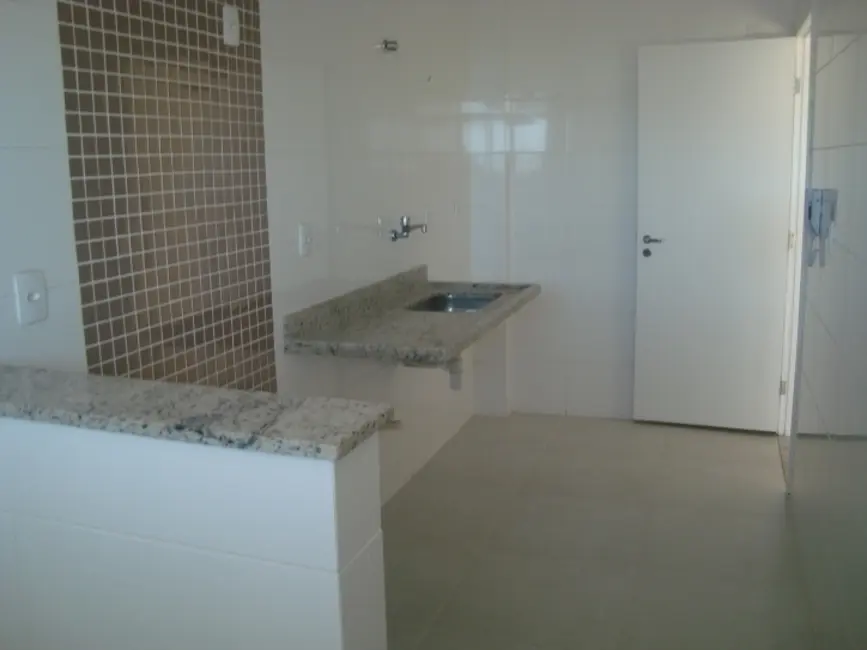Foto 8 de Apartamento com 2 quartos à venda, 81m2 em Braga, Cabo Frio - RJ