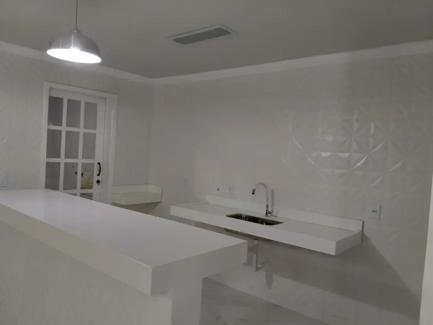 Foto 6 de Casa de Condomínio com 3 quartos à venda, 170m2 em Cabo Frio - RJ