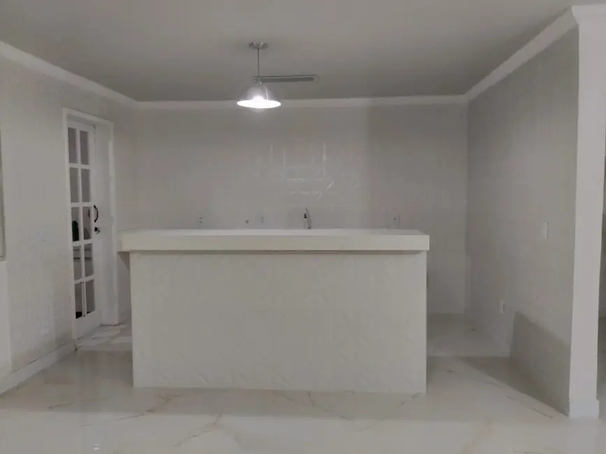 Foto 5 de Casa de Condomínio com 3 quartos à venda, 170m2 em Cabo Frio - RJ