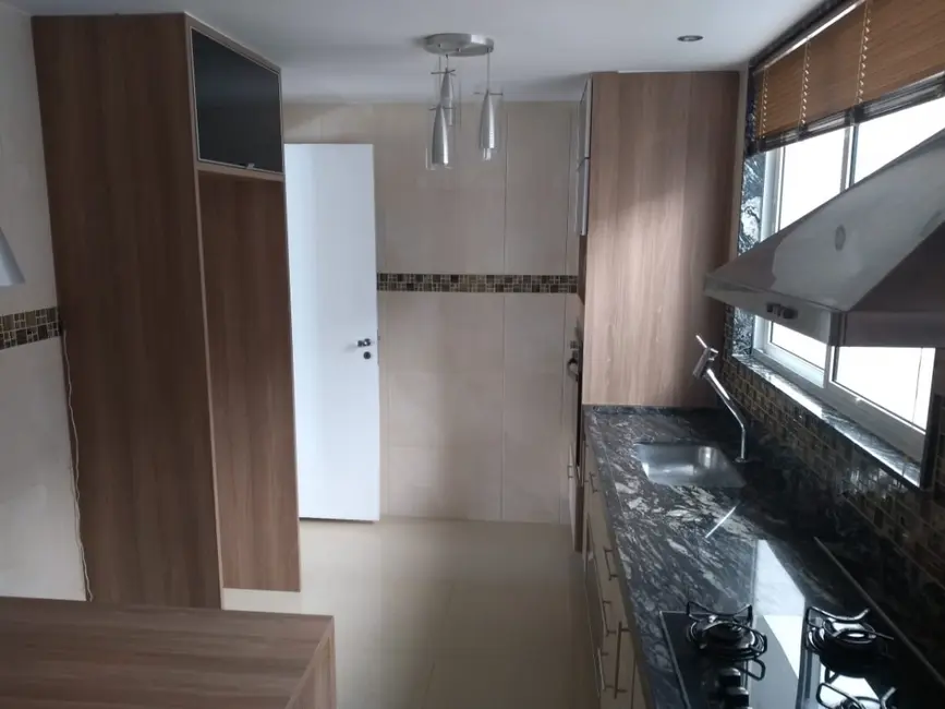 Cobertura com 4 quartos à venda, 232m2 em Braga, Cabo Frio - RJ - imagem 6 Foto 6 de Cobertura com 4 quartos à venda, 232m2 em Braga, Cabo Frio - RJ