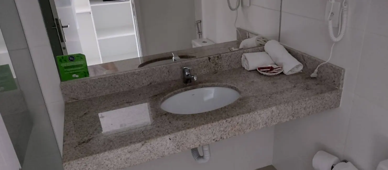 Foto 9 de Apartamento com 1 quarto à venda, 22m2 em São Bento, Cabo Frio - RJ