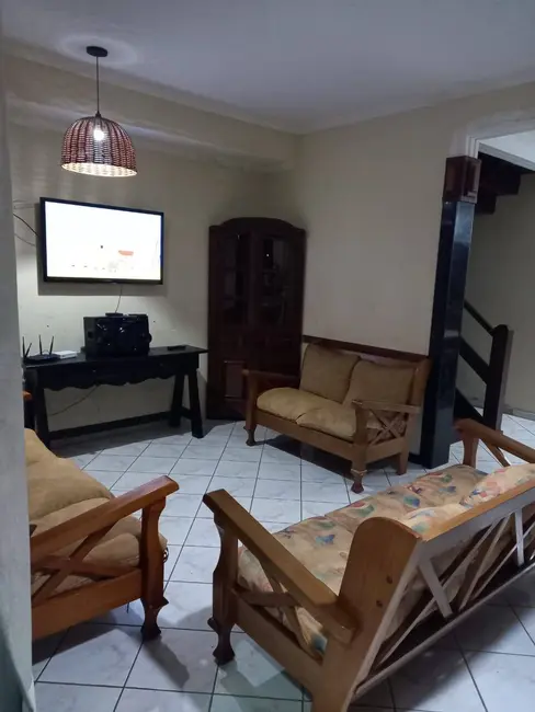 Foto 2 de Casa de Condomínio com 4 quartos à venda, 207m2 em Ogiva, Cabo Frio - RJ