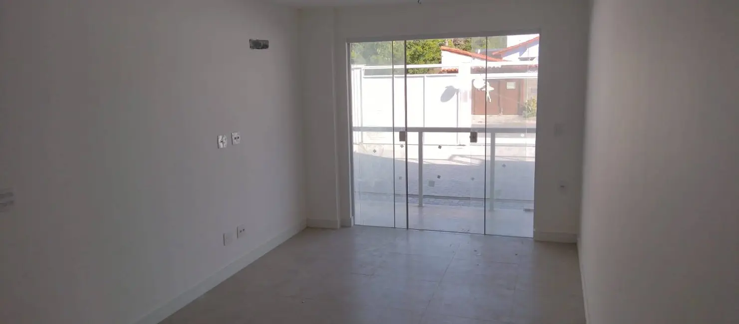 Foto 4 de Casa de Condomínio com 2 quartos à venda, 74m2 em Palmeiras, Cabo Frio - RJ