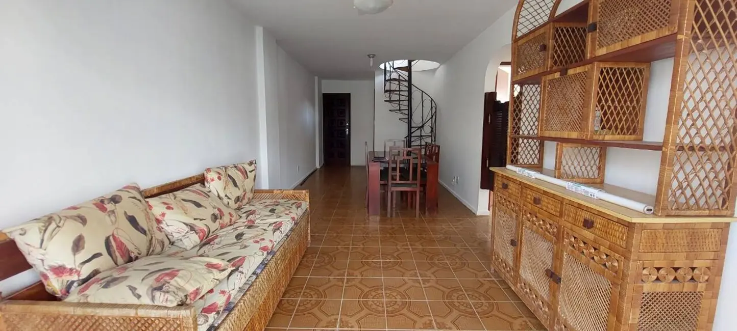 Foto 9 de Cobertura com 3 quartos à venda, 165m2 em São Bento, Cabo Frio - RJ