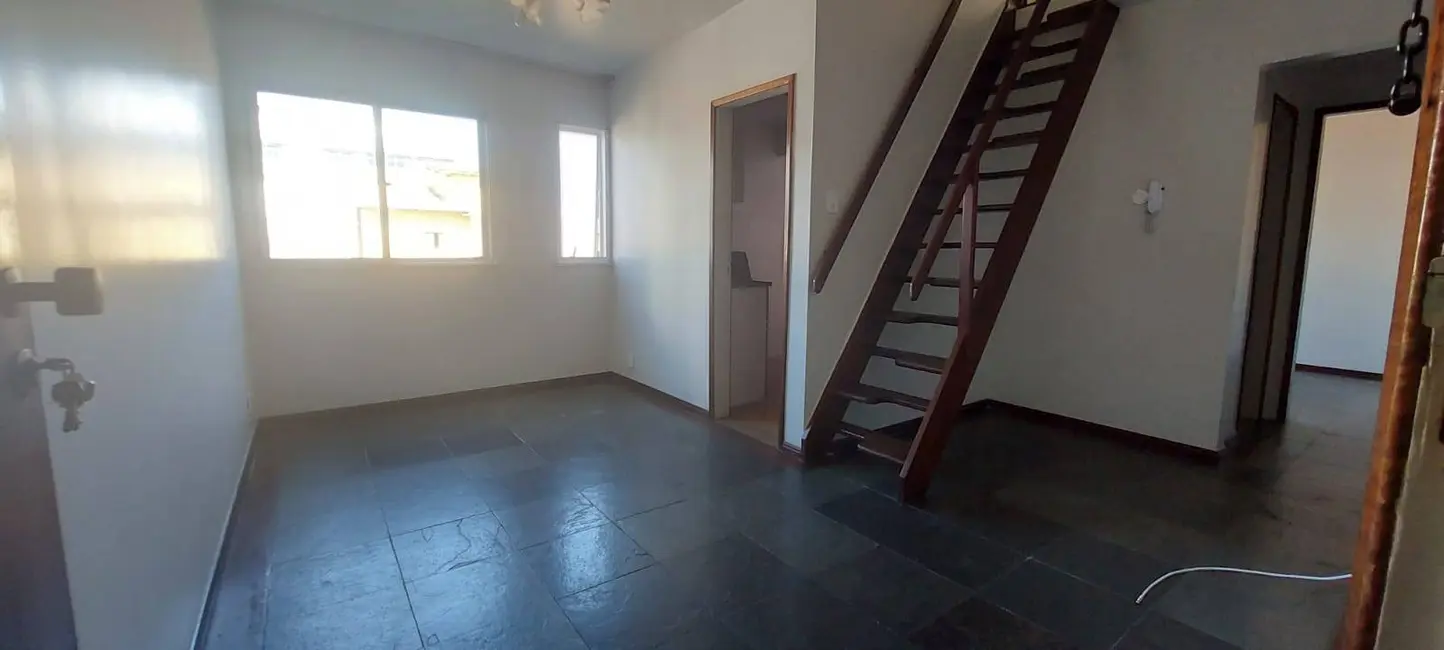 Cobertura com 2 quartos à venda, 113m2 em Centro, Cabo Frio - RJ - imagem 9 Foto 9 de Cobertura com 2 quartos à venda, 113m2 em Centro, Cabo Frio - RJ