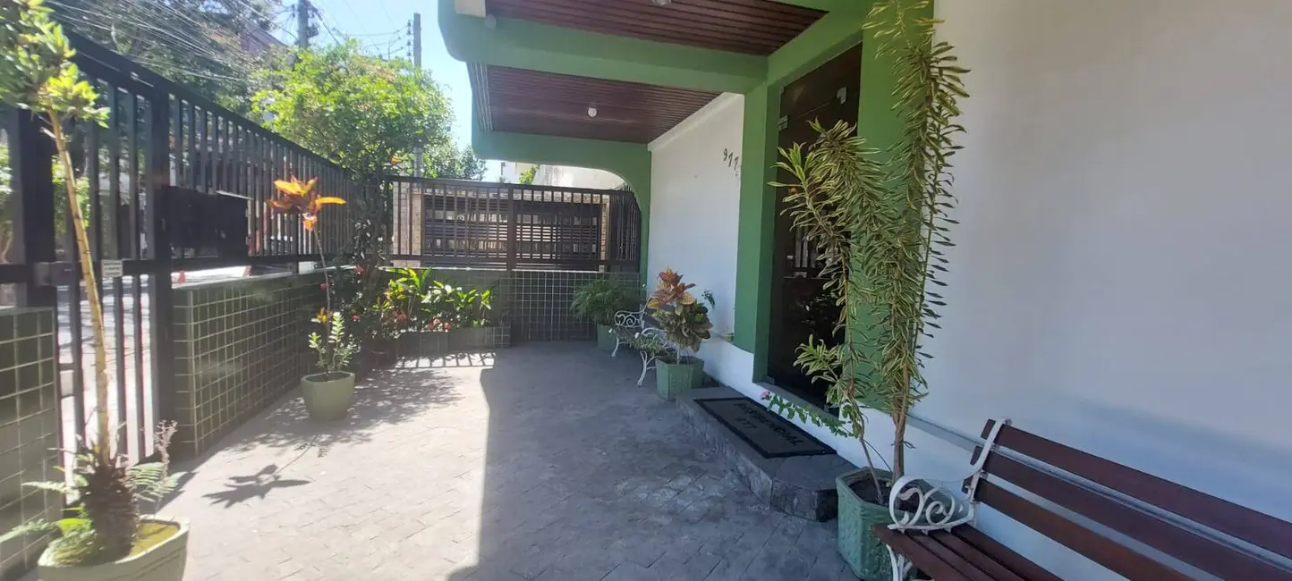 Cobertura com 2 quartos à venda, 113m2 em Centro, Cabo Frio - RJ - imagem 3 Foto 3 de Cobertura com 2 quartos à venda, 113m2 em Centro, Cabo Frio - RJ