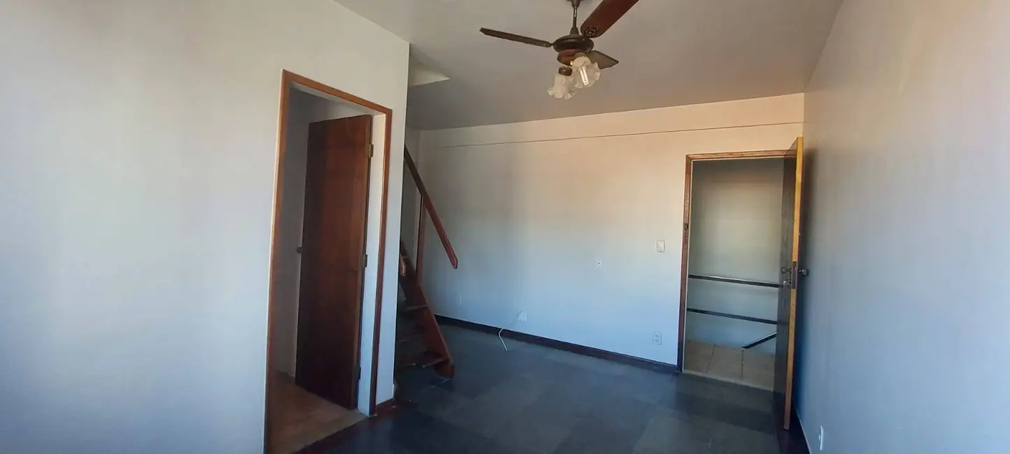 Cobertura com 2 quartos à venda, 113m2 em Centro, Cabo Frio - RJ - imagem 8 Foto 8 de Cobertura com 2 quartos à venda, 113m2 em Centro, Cabo Frio - RJ