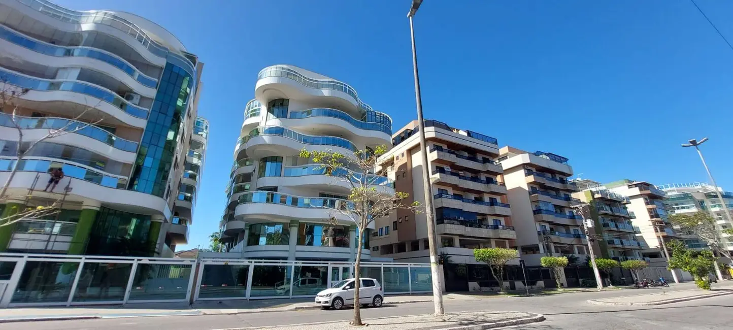 Foto 1 de Cobertura com 5 quartos à venda, 410m2 em Passagem, Cabo Frio - RJ