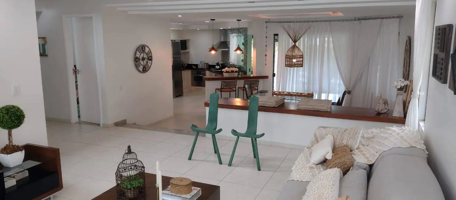 Foto 8 de Casa de Condomínio com 3 quartos à venda, 300m2 em Peró, Cabo Frio - RJ
