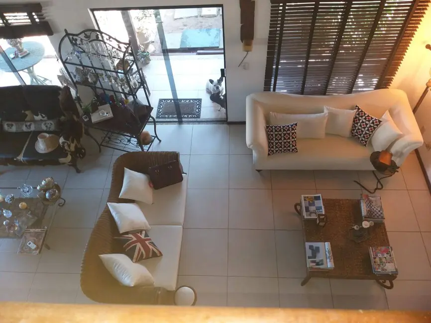 Foto 9 de Casa de Condomínio com 4 quartos à venda, 130m2 em Cabo Frio - RJ