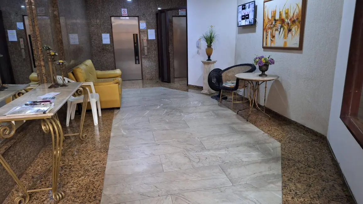 Foto 2 de Cobertura com 2 quartos à venda, 160m2 em Centro, Cabo Frio - RJ