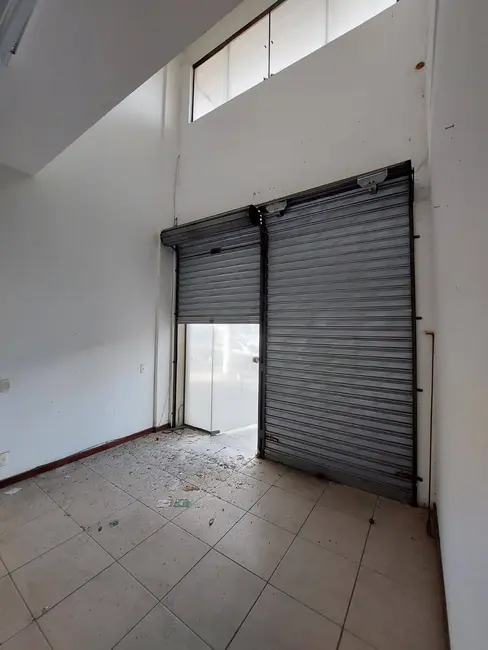 Foto 2 de Sala Comercial à venda, 50m2 em Vila Blanche, Cabo Frio - RJ